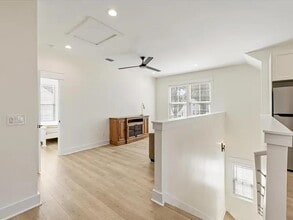 Building Photo - 4064 Biltmore Ave