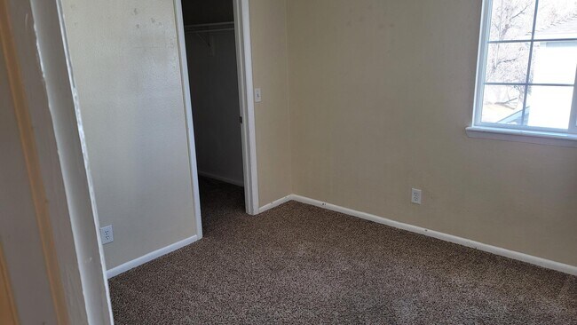 Foto del edificio - 861 S Uravan Ct