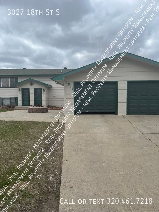 Foto del edificio - 3027 18th St S