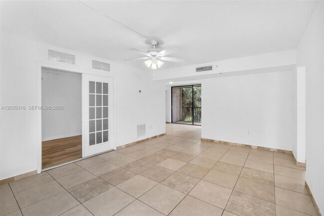 Foto del edificio - 8700 SW 133rd Avenue Rd