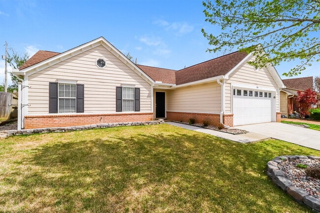 Foto del edificio - 1244 Breezy Gate Dr