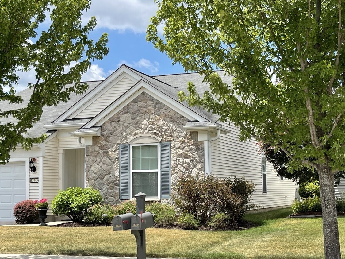 Primary Photo - 12445 Copper Ln