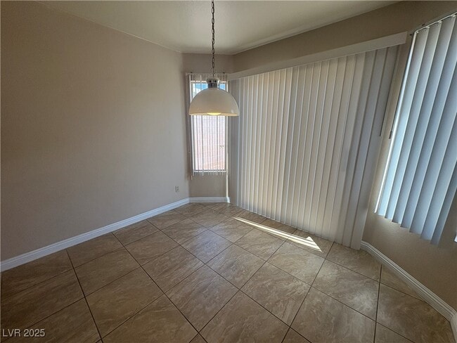Building Photo - 8216 Bermuda Beach Dr