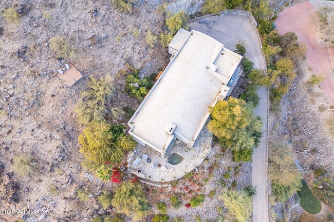 Building Photo - 7044 N Hillside Dr