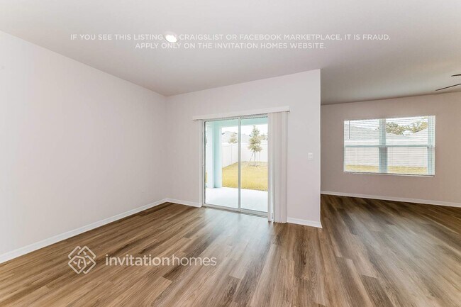 Foto del edificio - 8017 Majestic Palms Ct
