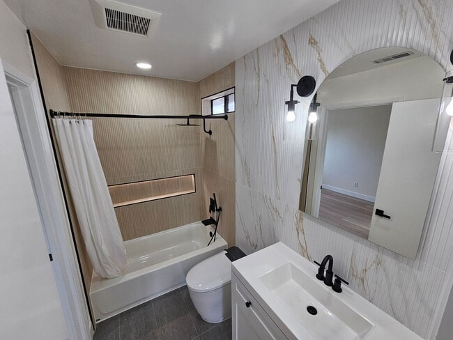 Building Photo - Beautiful San Jose Home