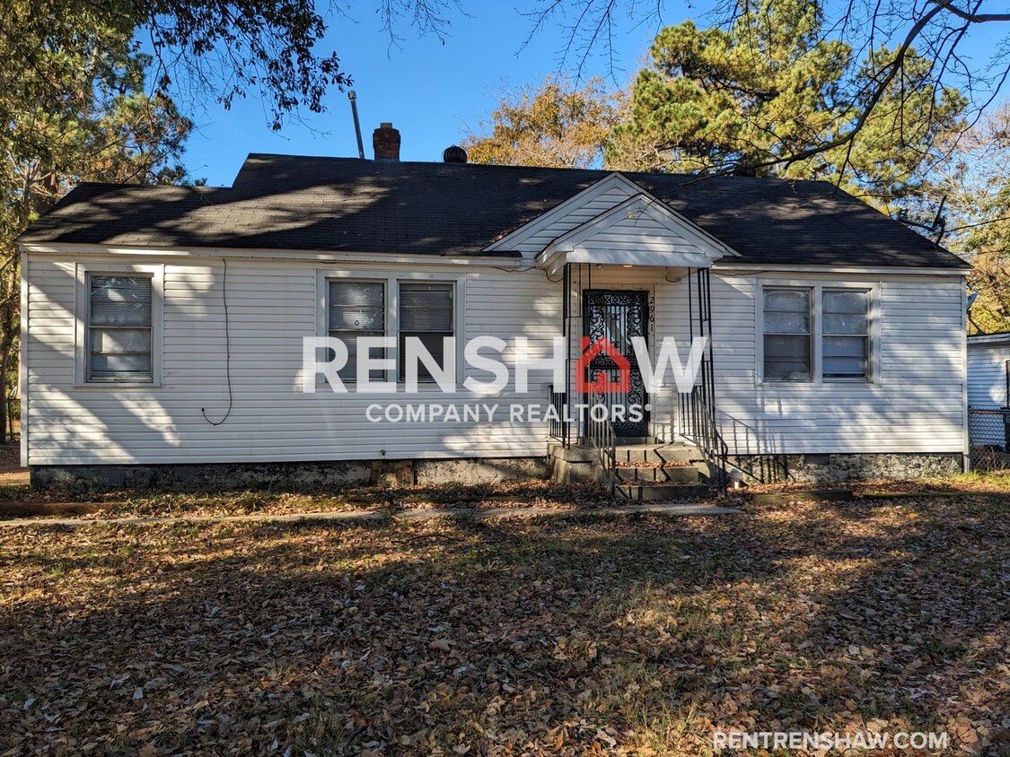 Primary Photo - 2961 Kingston - Renovated Single-Family ho...