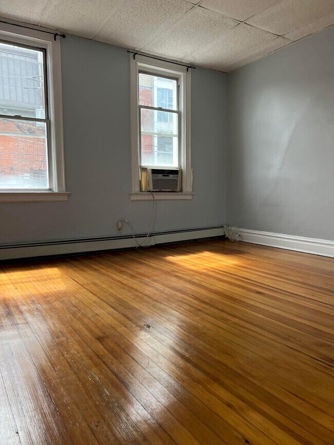 Foto del edificio - 304 2nd St