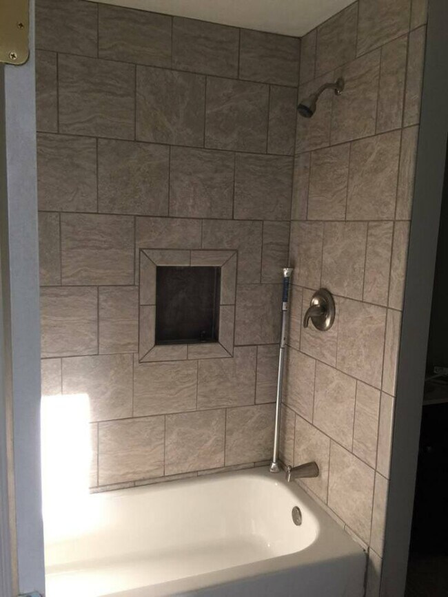 Foto del edificio - 209 E 36th St