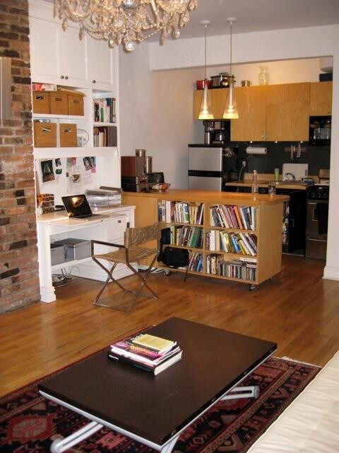 Building Photo - 514 East 11th Street