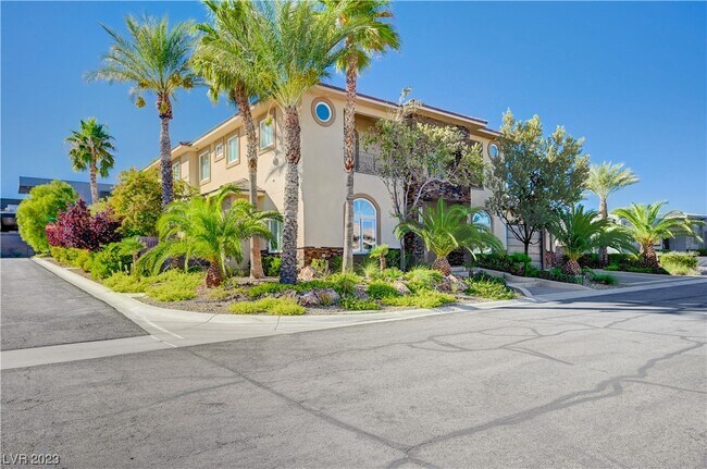 Foto del edificio - 5367 Secluded Brook Cir