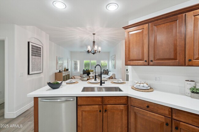 Building Photo - 5450 E Deer Valley Dr