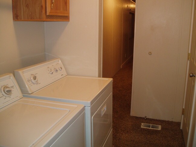 Foto del edificio - 4727 Owens Rd