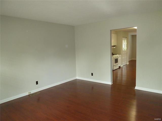 Building Photo - 2812 Sugar Tree Ln