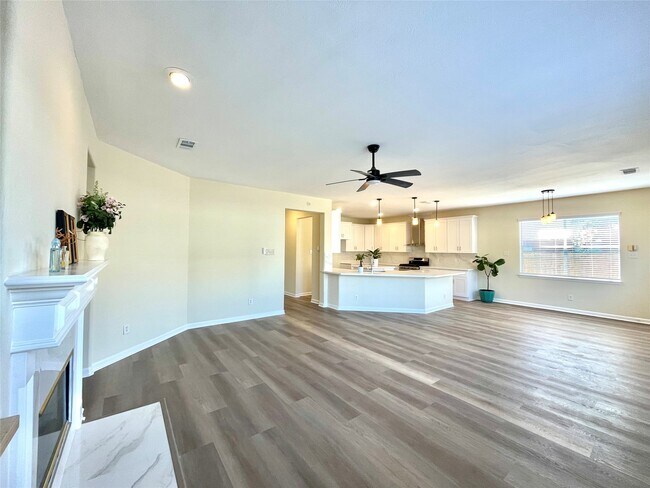 Foto del edificio - 16642 Village View Trail