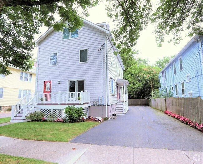 Kelwyn Manor Apartments for Rent with Washer & Dryer Arlington, MA
