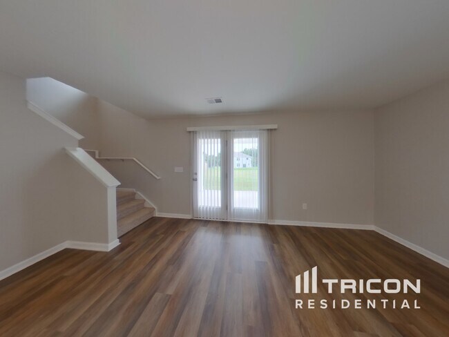 Foto del edificio - 1261 Paramount Dr