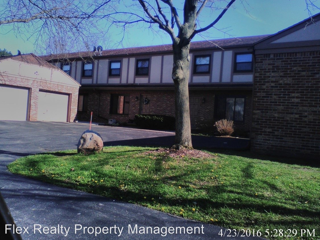 Primary Photo - 1224 Hidden Ridge Rd