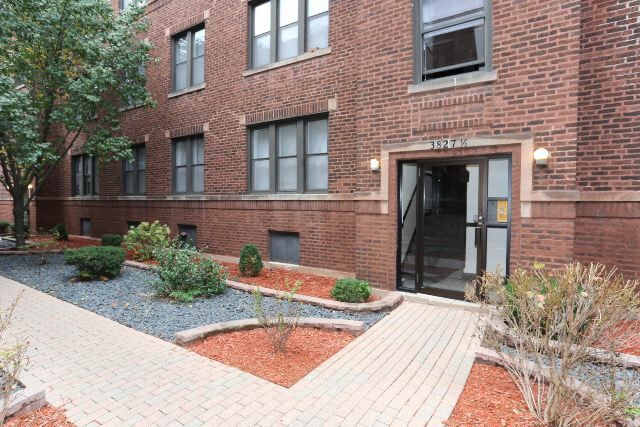 Foto principal - 3832 N Fremont St