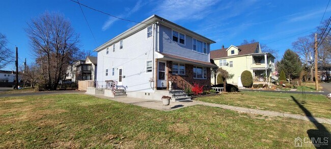 Building Photo - 407 Schwartz Pl