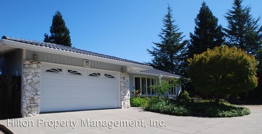 Building Photo - 149 Fernwood Dr