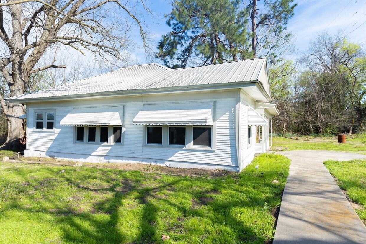 4181 TX11, Sulphur Springs, TX 75482 House Rental in Sulphur Springs, TX