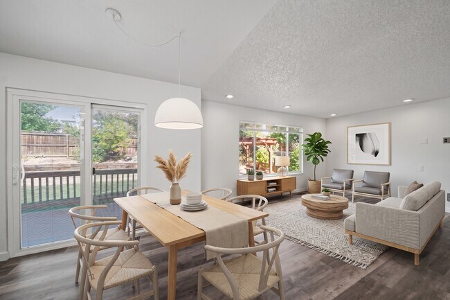 Building Photo - 21497 E Crestridge Pl