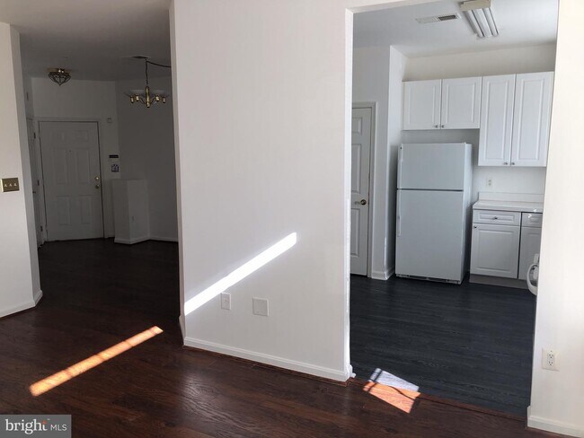 Building Photo - 4200 Mozart Brigade Ln