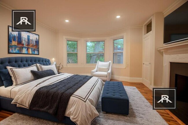 Building Photo - 3 bedroom in Brookline MA 02446