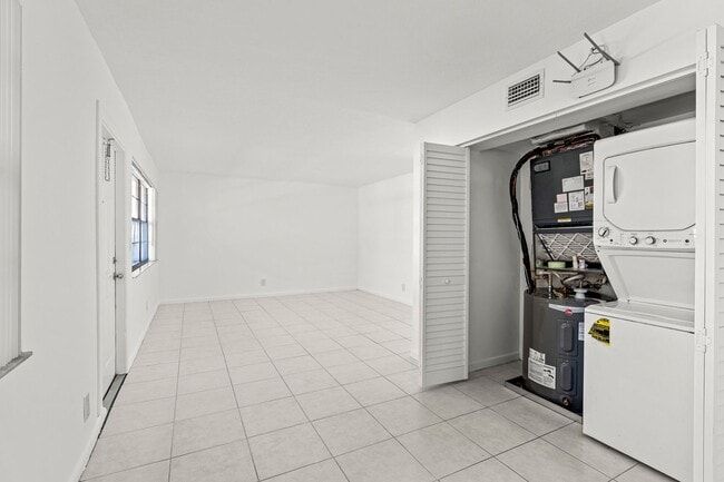 Interior Photo - Bicycle Club