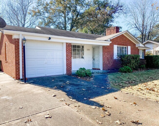 Foto del edificio - 2762 Biltmore Ave