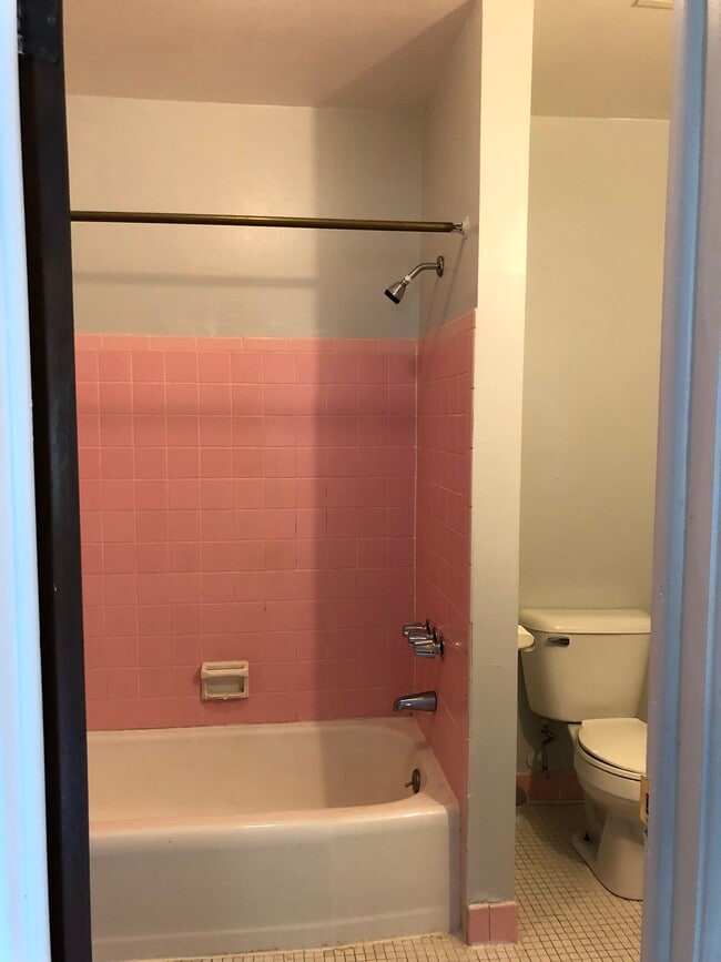 Foto del edificio - 1 Bedroom Apartment-St. Francis