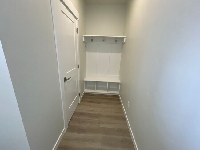 Building Photo - Brand New 3 Bed 2.5 Bath Home in Quiet Nor...