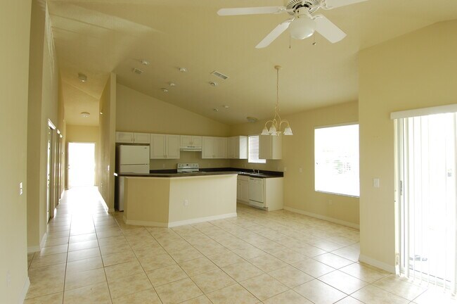 Foto del edificio - 6741 Dairy Rd