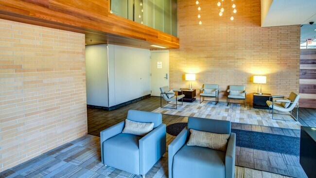 Foto del edificio - 479-483 N Harlem Ave