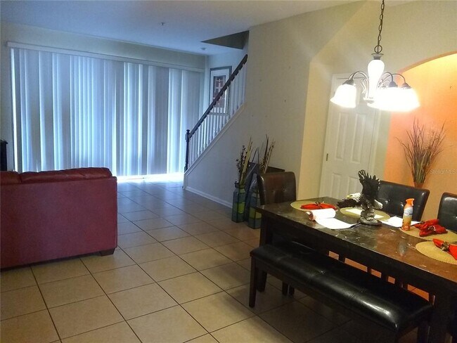 Foto del edificio - 3017 Ashland Ln S