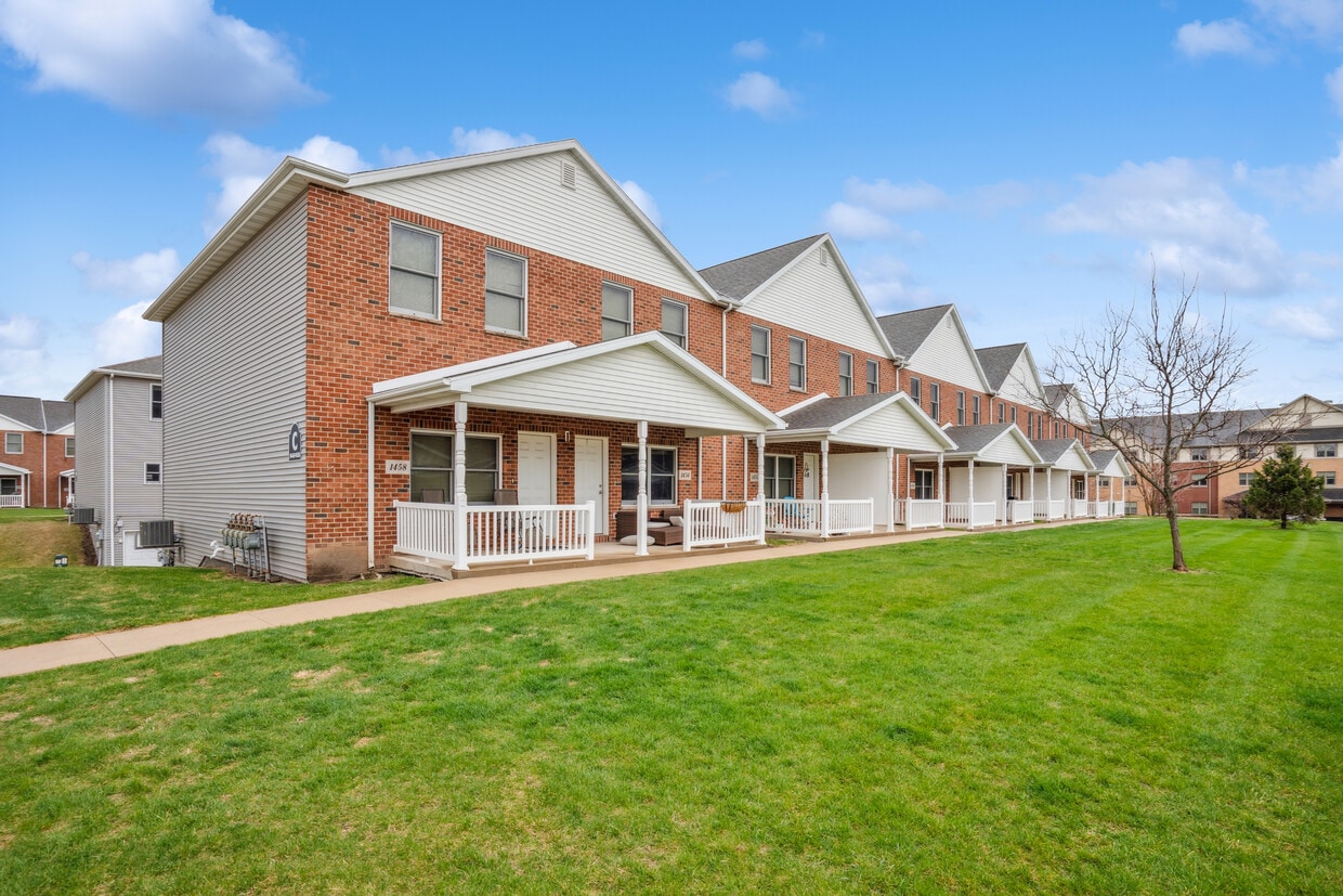 Primary Photo - Westgate Residence Townhomes
