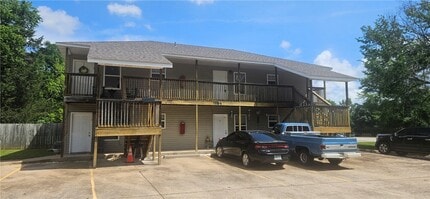Building Photo - 1959 S Razorback Rd