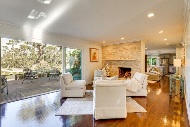 Building Photo - 1163 Arroyo Dr