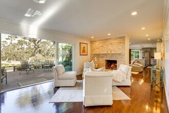 Building Photo - 1163 Arroyo Dr
