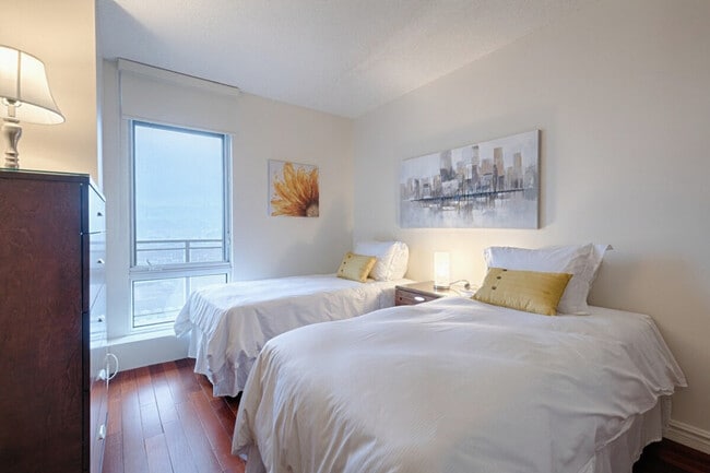 Building Photo - 2757 Rue Saint-Patrick