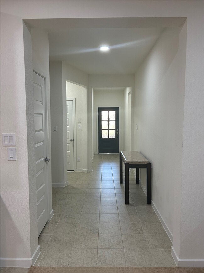 Foto del edificio - 7822 Wyndham Hbr Ct