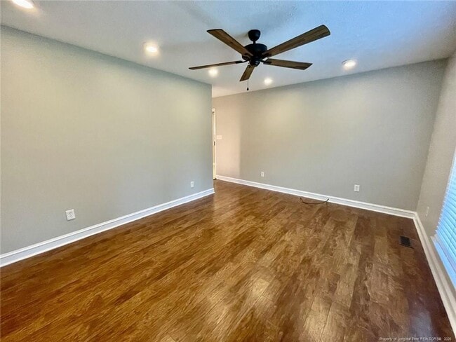 Foto del edificio - 431 Offing Dr