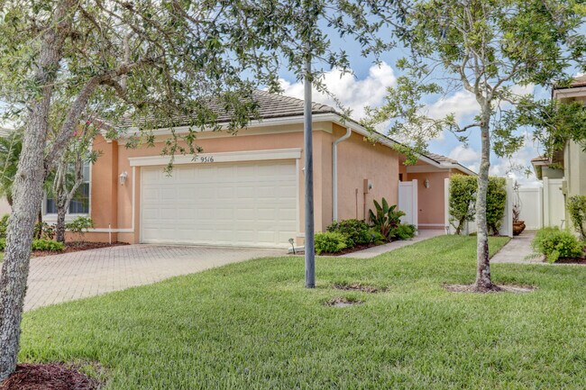 Foto del edificio - 9516 SW Flowermound Cir