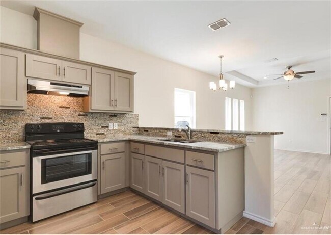 Foto del edificio - 3707 Tinsley Ave