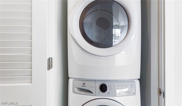 Building Photo - 22980 Vista Edera Cir