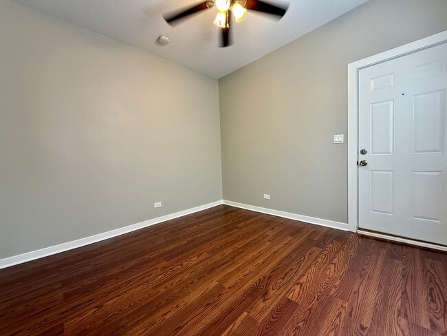 Building Photo - 3728 S Parnell Ave