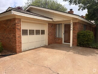 Building Photo - 4413 75th Dr