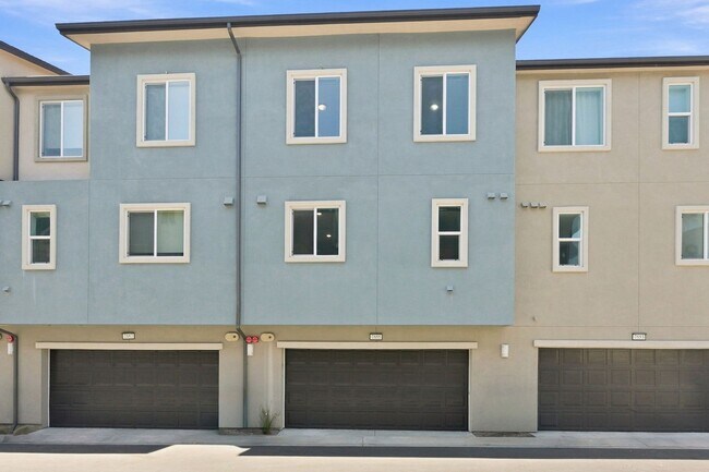Foto del edificio - 7555 Landon Ln