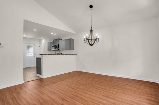 Building Photo - 769 Corn Planters Ct S